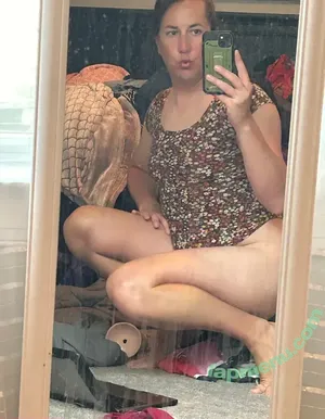 meghanhanx / MeghanHx nude photo #0002