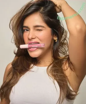 Meghna Kaur / shetroublemaker nude photo #0397