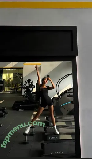 Meghna Kaur / shetroublemaker nude photo #0471