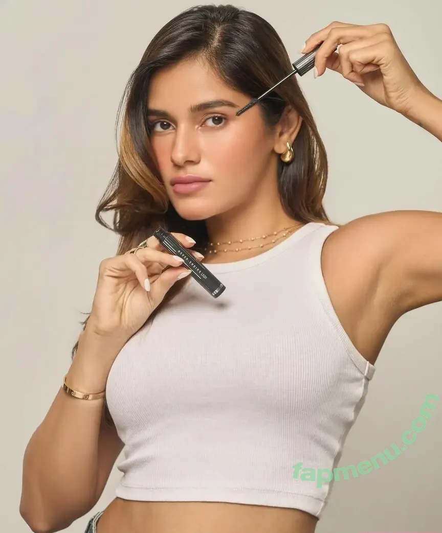 Meghna Kaur nude photo #0401 (shetroublemaker)