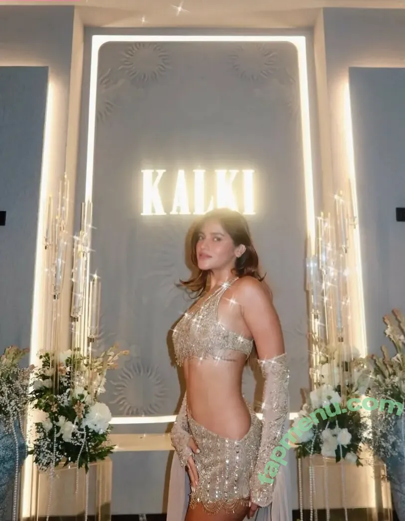 Meghna Kaur nude photo #0405 (shetroublemaker)