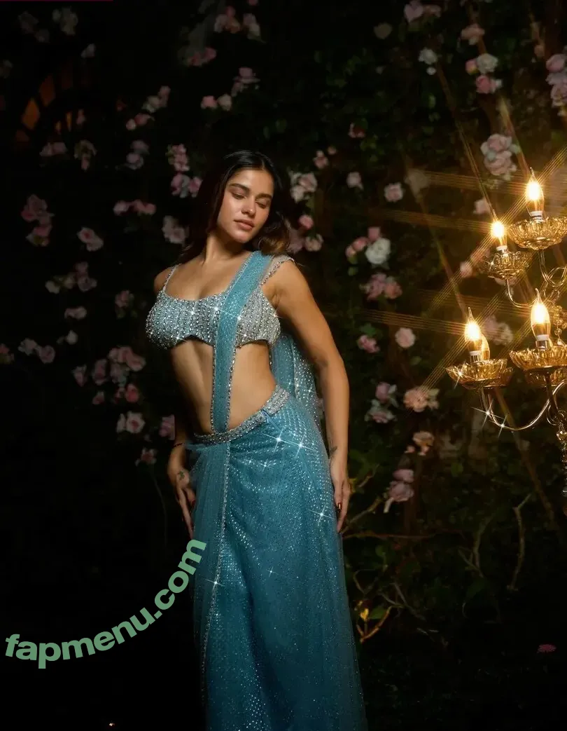 Meghna Kaur nude photo #0427 (shetroublemaker)