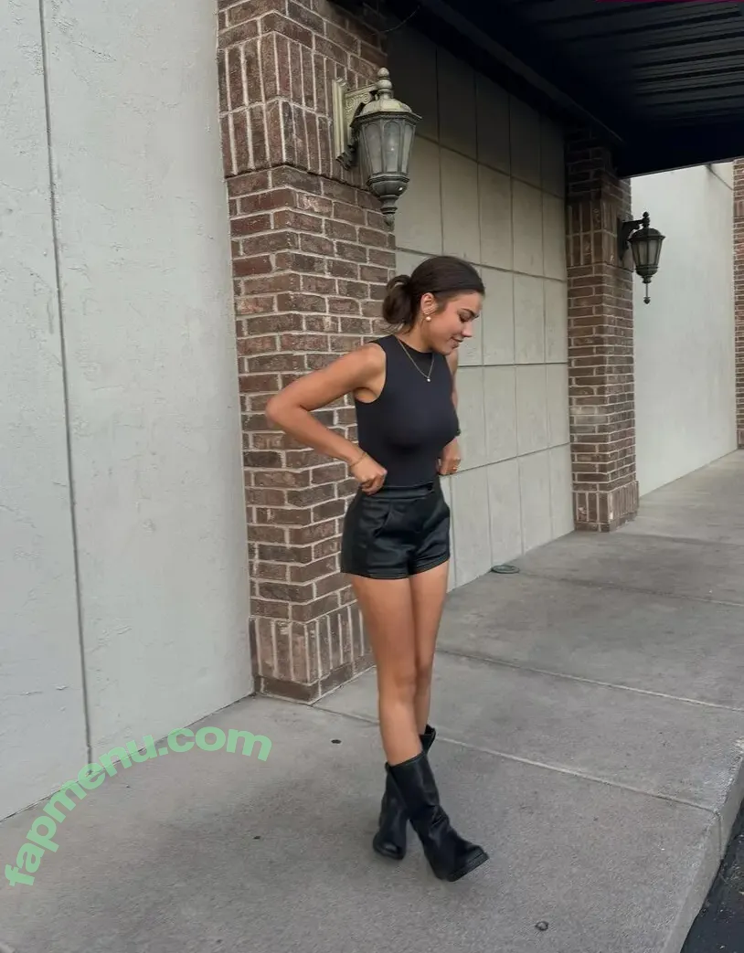 Megmuise nude photo #0193 (Meaghan Muise / meaghanmuise)