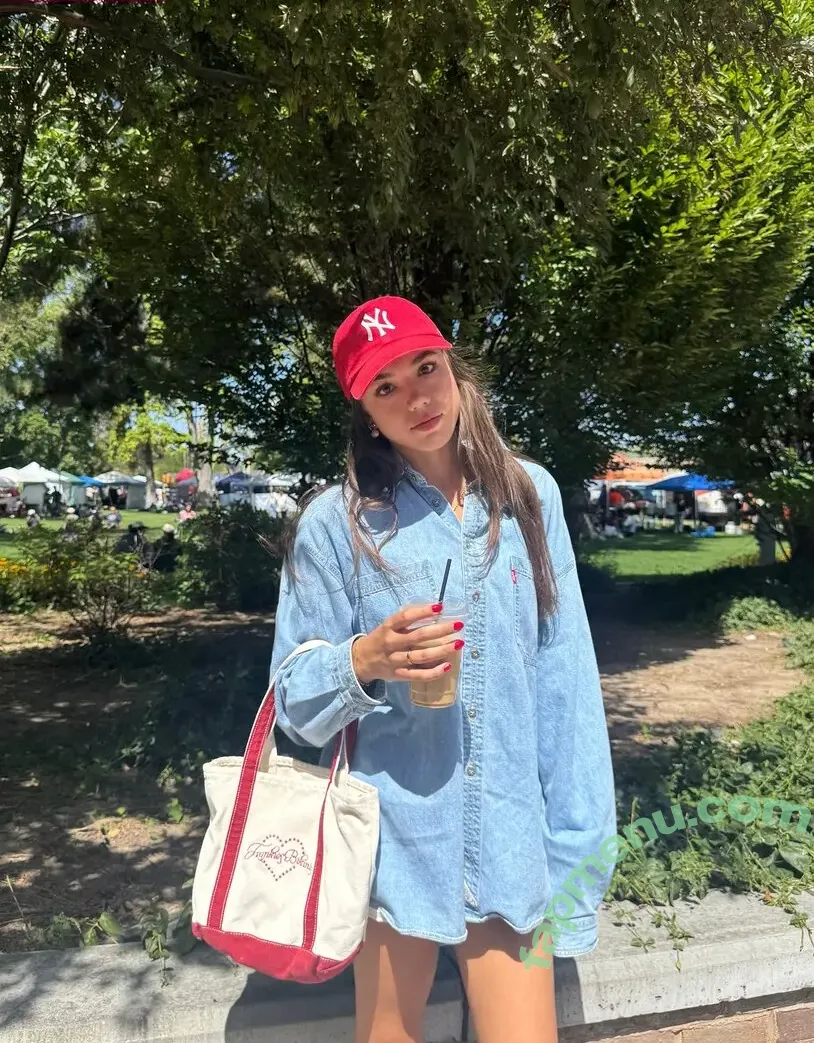 Megmuise nude photo #0218 (Meaghan Muise / meaghanmuise)