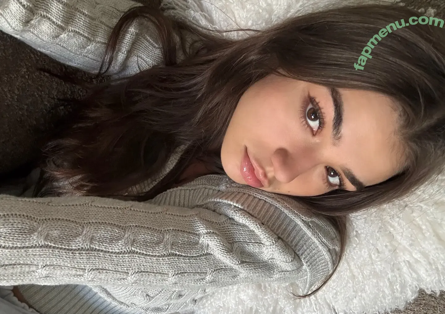 Megmuise nude photo #0223 (Meaghan Muise / meaghanmuise)