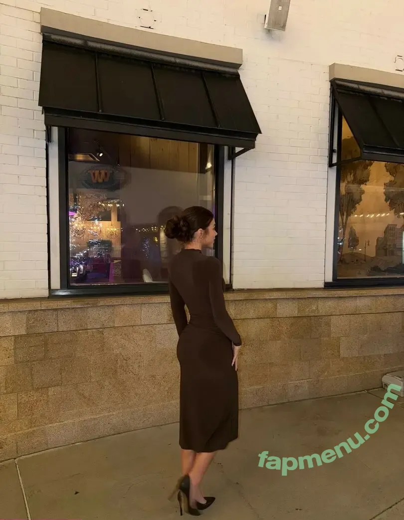 Megmuise nude photo #0253 (Meaghan Muise / meaghanmuise)