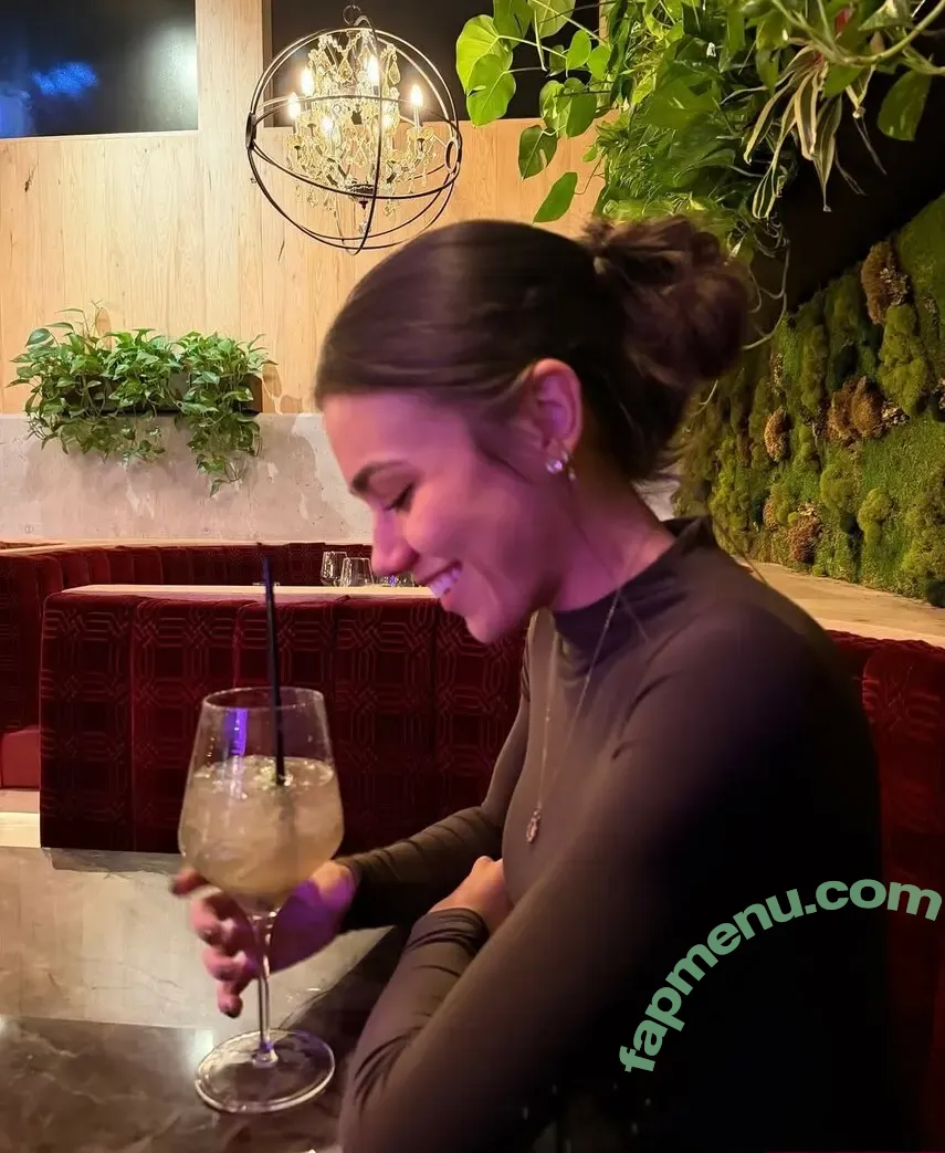 Megmuise nude photo #0258 (Meaghan Muise / meaghanmuise)