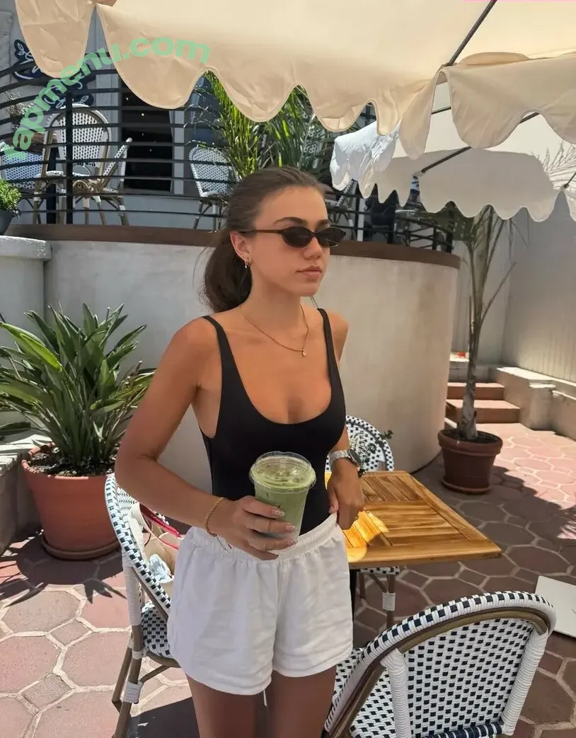 Megmuise nude photo #0279 (Meaghan Muise / meaghanmuise)