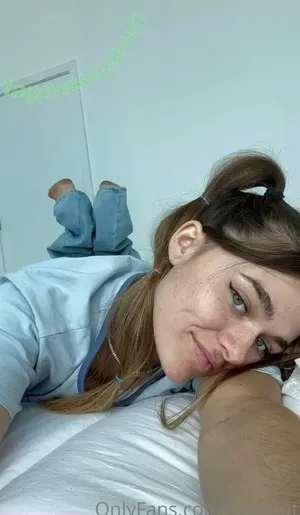 Megnut / megnutt02 nude photo #0230