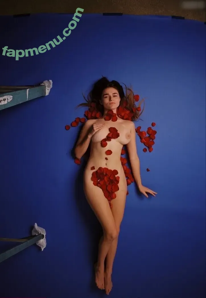 Megnut nude photo #0417 (megnutt02)