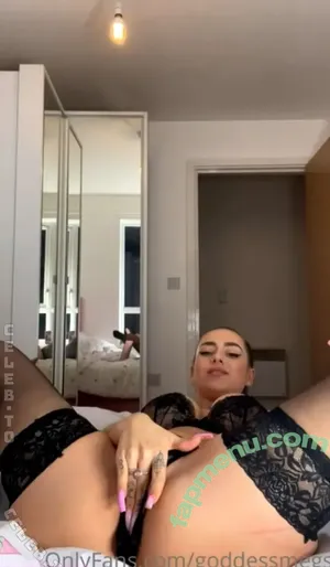 Megs Mae Mitchell / goddessmegs / goddessmegss / latenightlisa / megsmaemitchell nude photo #0026