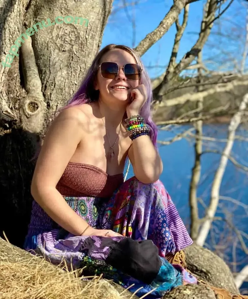 megsnotdead nude photo #0004 (Megs__Dead / megsn0tdead / notmegsdead)