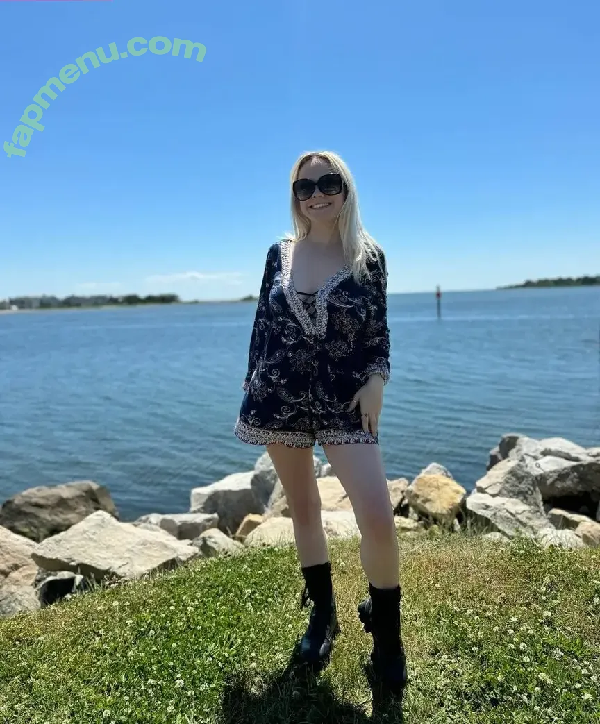 megsnotdead nude photo #0070 (Megs__Dead / megsn0tdead / notmegsdead)