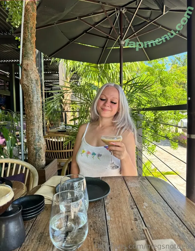 megsnotdead nude photo #0273 (Megs__Dead / megsn0tdead / notmegsdead)