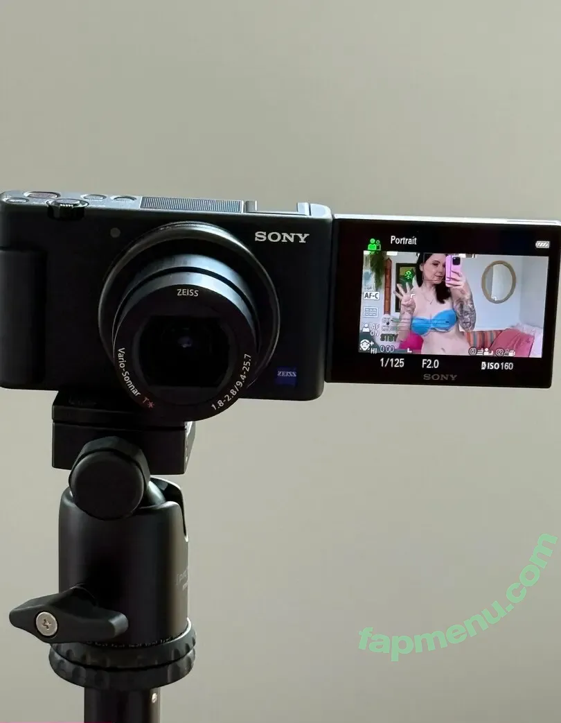 megturney nude photo #0026 (megturney)