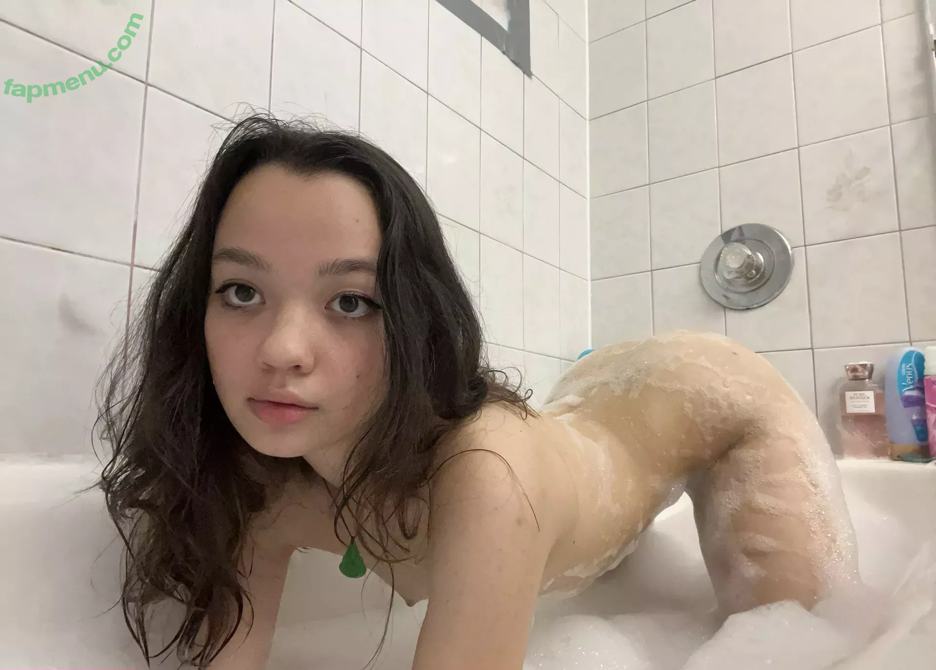 Mei Long nude photo #0010 (MeiLonggg / mei_long / mei_longgg)