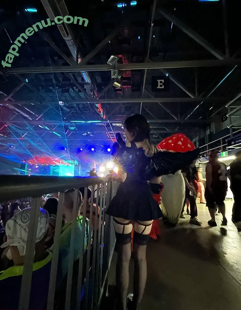 meiashes nude photo #0065 (meiashes)