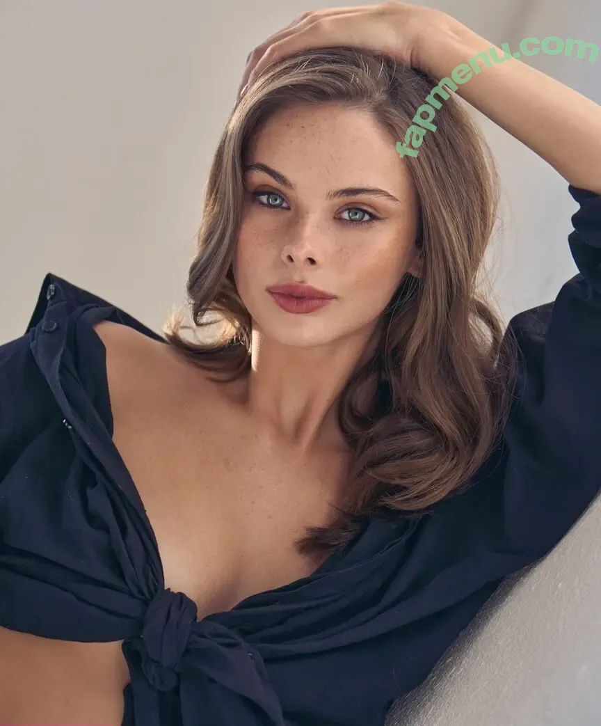 Meika Woollard nude photo #0291 (meikawoollard)
