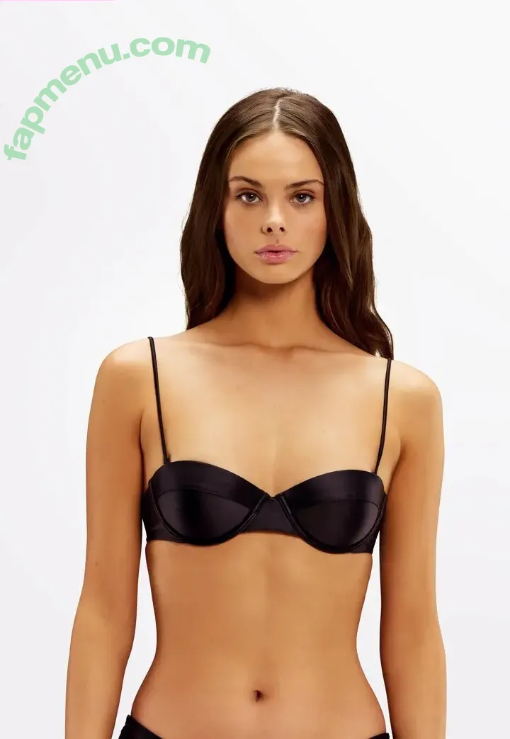 Meika Woollard nude photo #0361 (meikawoollard)