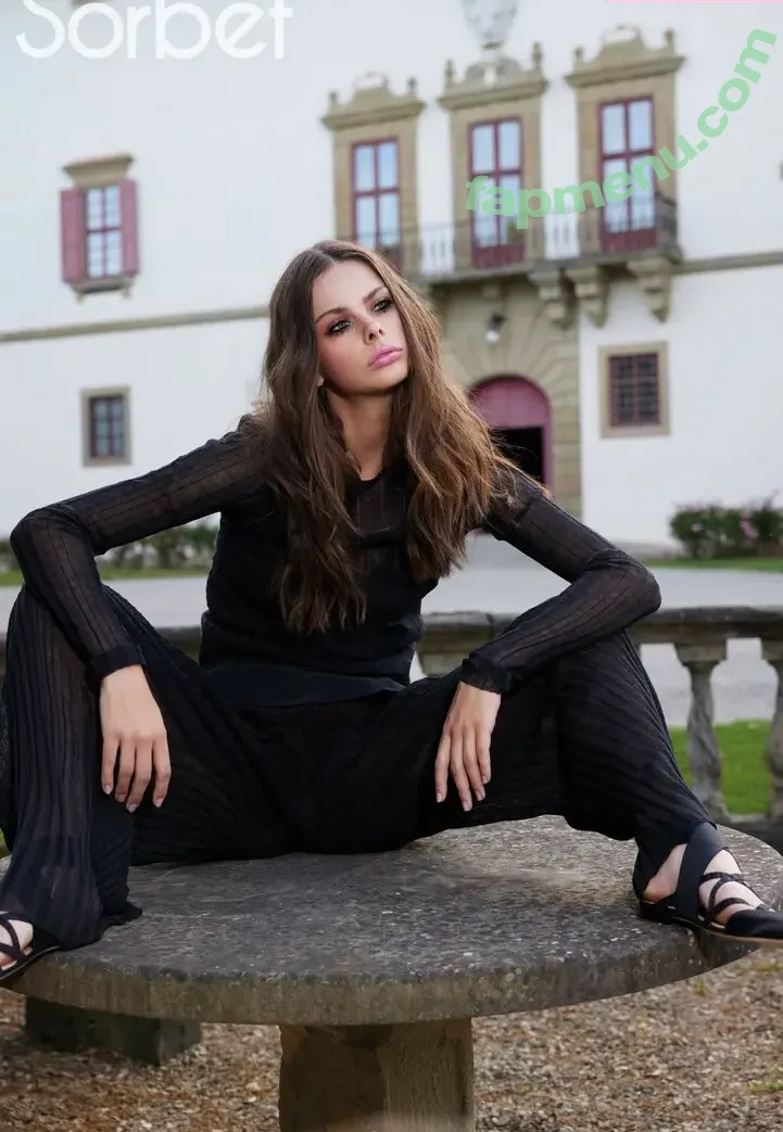 Meika Woollard nude photo #0391 (meikawoollard)