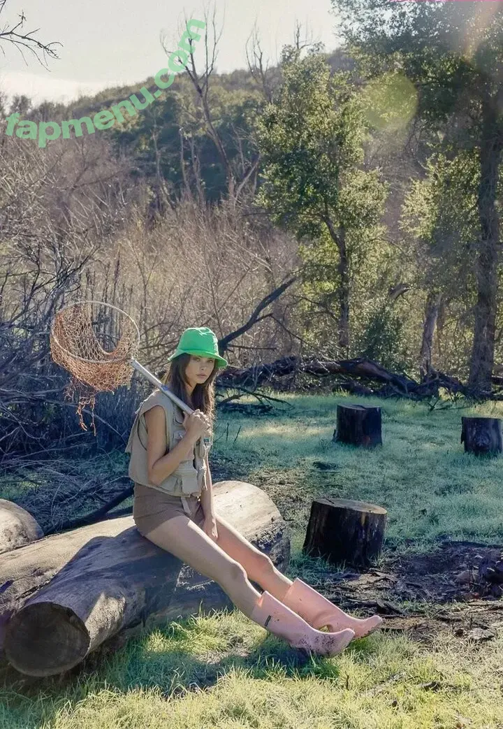 Meika Woollard nude photo #0580 (meikawoollard)