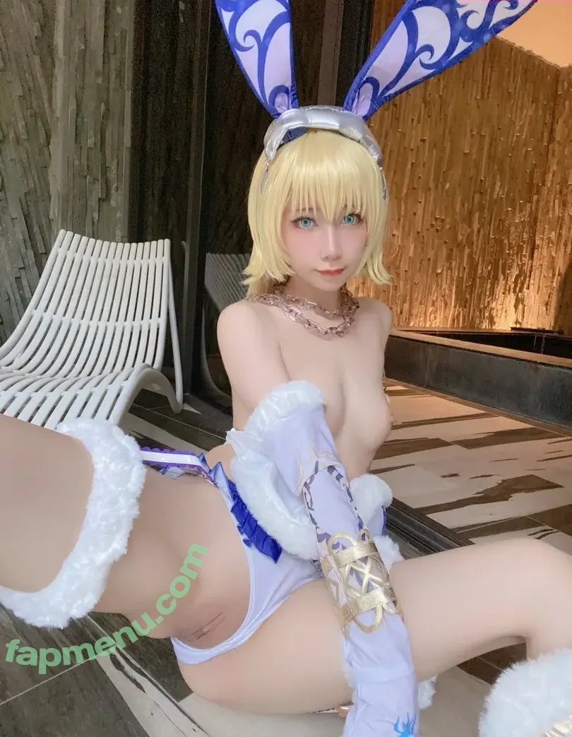 MeiMei nude photo #0030 (mei.x.mei / mei_x_mei / mimi_o318)
