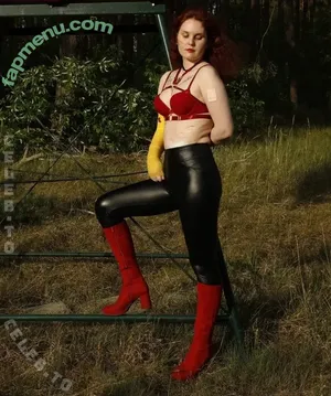 mein_traum_.feuerwehrfrau / aurelia.aurinia nude photo #0047