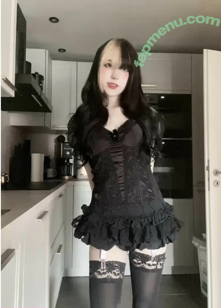 meinekatzeschmecktgut nude photo #0041 (ItsKekse / ichmagnurgruneoliven)