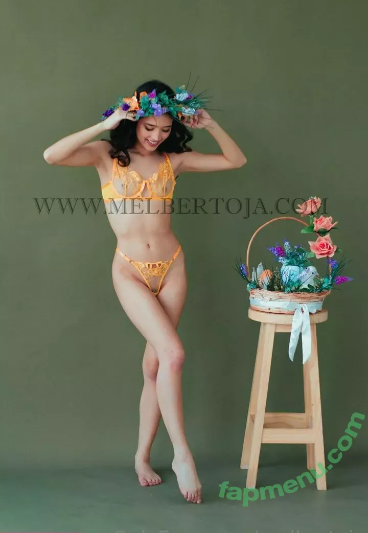 Mel Bertoja nude photo #0099 (eumelbertoja / melbertoja)