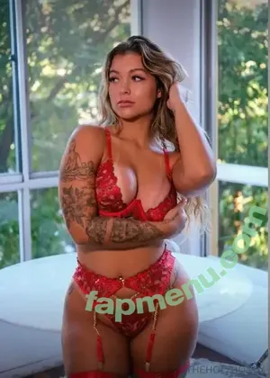 Mel Breia / mel.breia nude photo #0013