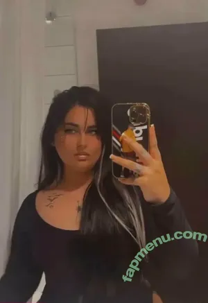 Mel Farahmand / strippercoochie / thestripperml nude photo #0101