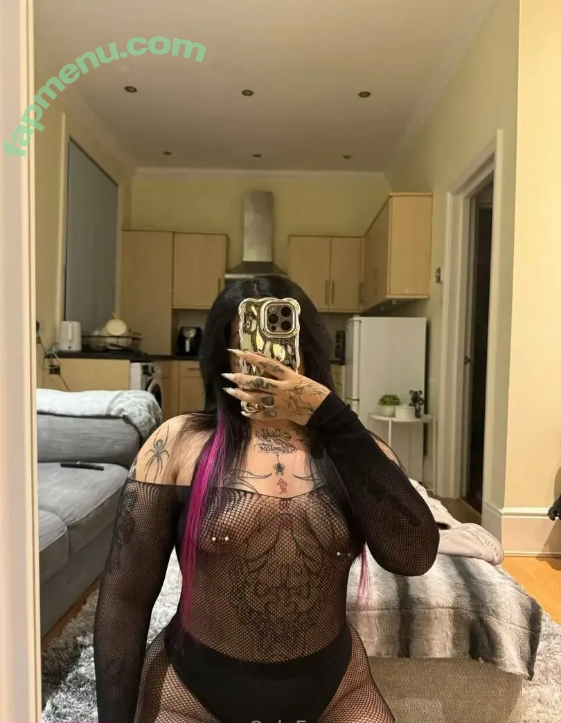 Mel Farahmand nude photo #0082 (strippercoochie / thestripperml)