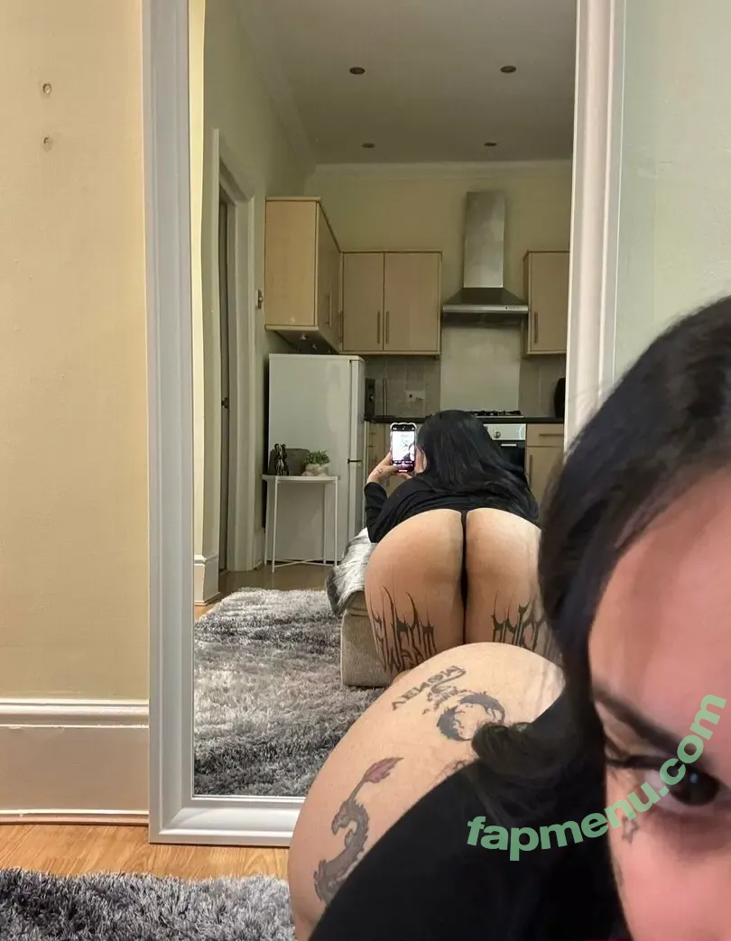 Mel Farahmand nude photo #0095 (strippercoochie / thestripperml)