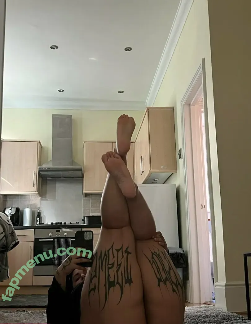 Mel Farahmand nude photo #0097 (strippercoochie / thestripperml)