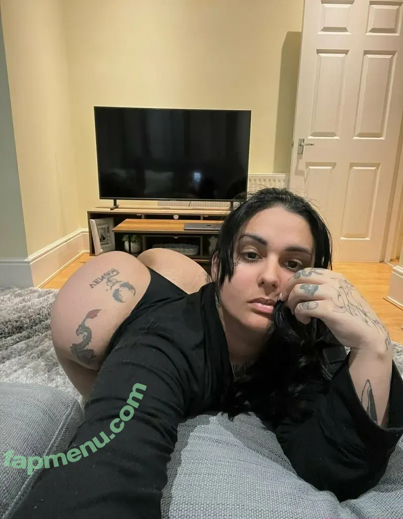 Mel Farahmand nude photo #0111 (strippercoochie / thestripperml)