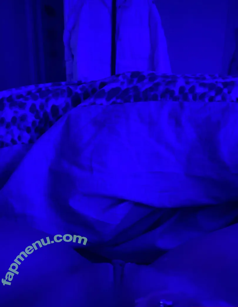 Mel Farahmand nude photo #0114 (strippercoochie / thestripperml)