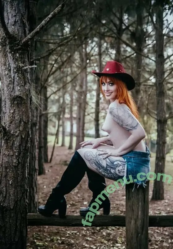 Mel Fire nude photo #0219 (melfireofficial / mell_firii)