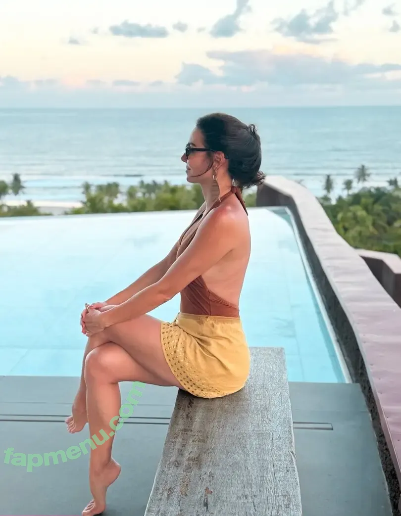 Mel Fronckowiak nude photo #0013 (melfronck)