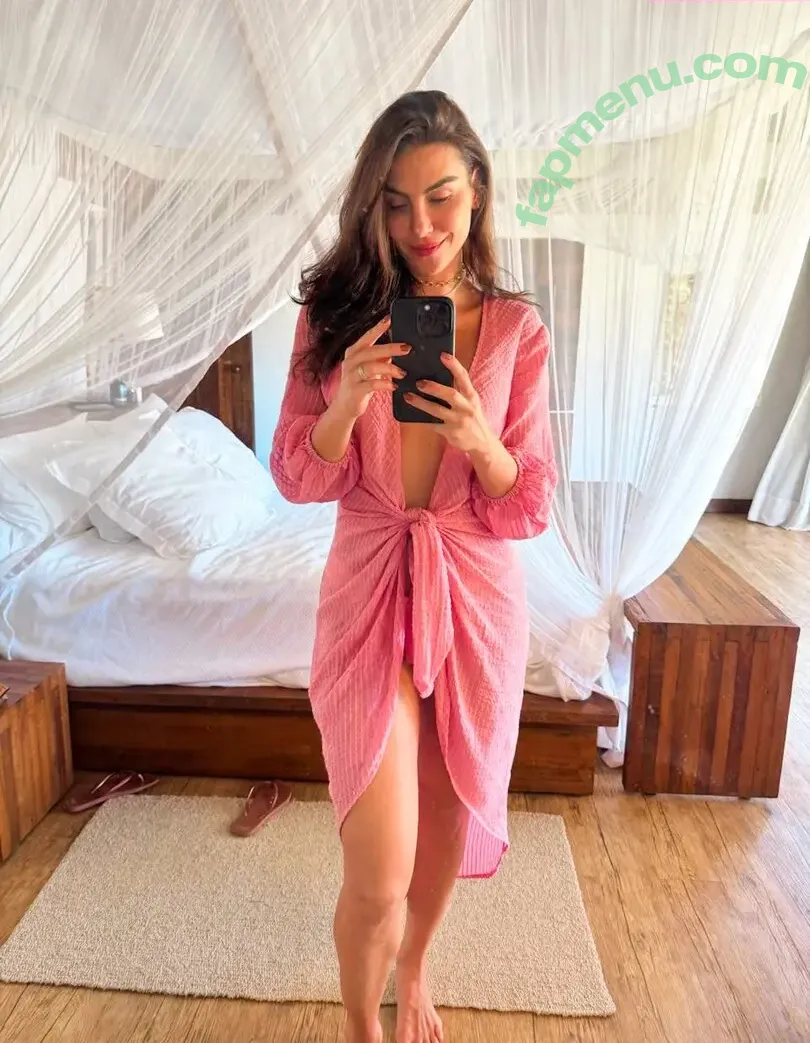 Mel Fronckowiak nude photo #0016 (melfronck)