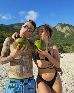 Mel Maia / Dezoitou / mel_maia / melissamelmaia nude photo #0228