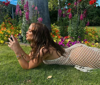 Mel Maia / Dezoitou / mel_maia / melissamelmaia nude photo #0455