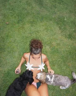Mel Maia / Dezoitou / melissamelmaia nude photo #0708