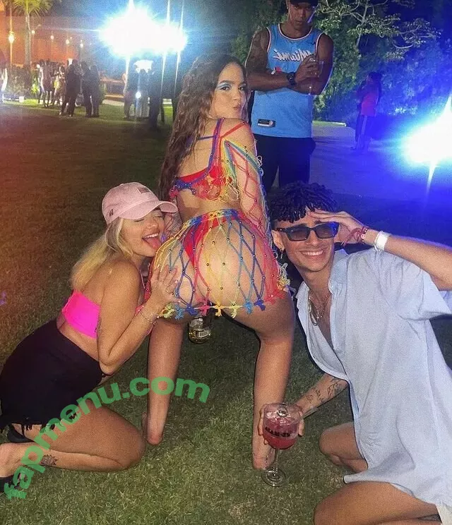 Mel Maia nude photo #0044 (Dezoitou / mel_maia / melissamelmaia)