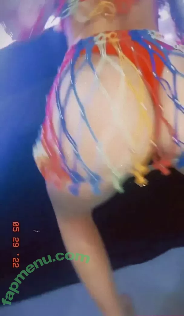 Mel Maia nude photo #0048 (Dezoitou / mel_maia / melissamelmaia)