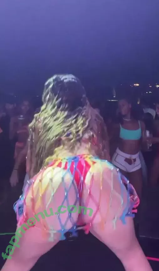 Mel Maia nude photo #0056 (Dezoitou / mel_maia / melissamelmaia)