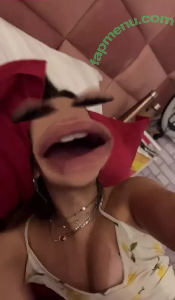 Mel Maia nude photo #0069 (Dezoitou / mel_maia / melissamelmaia)