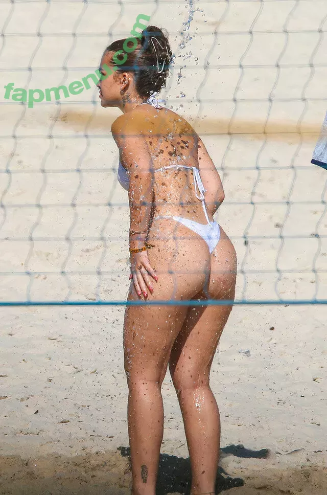 Mel Maia nude photo #0401 (Dezoitou / mel_maia / melissamelmaia)