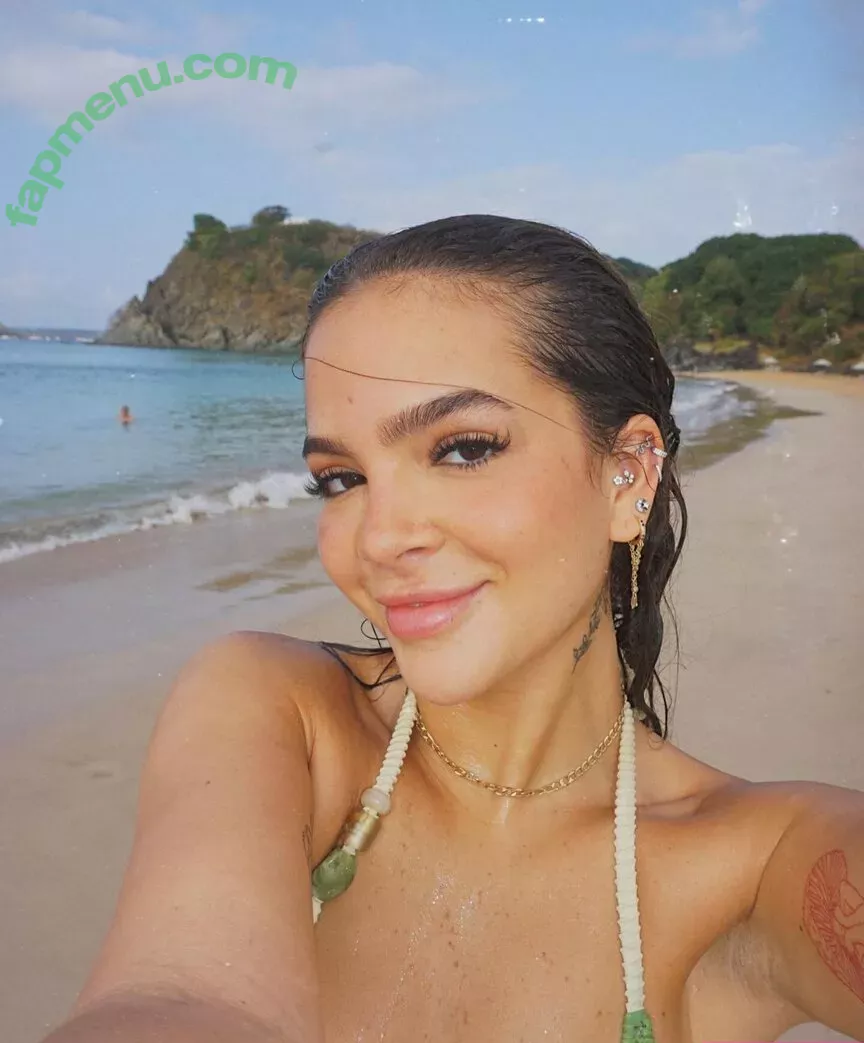 Mel Maia nude photo #0512 (Dezoitou / mel_maia / melissamelmaia)