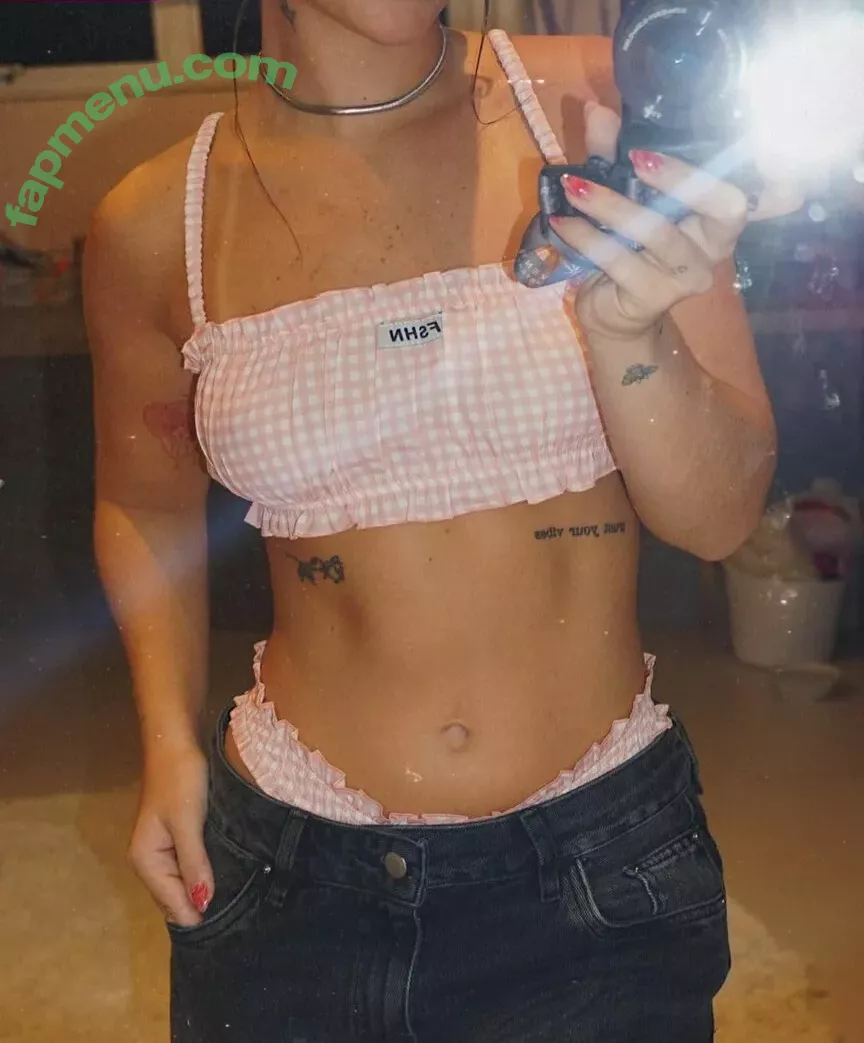 Mel Maia nude photo #0584 (Dezoitou / mel_maia / melissamelmaia)