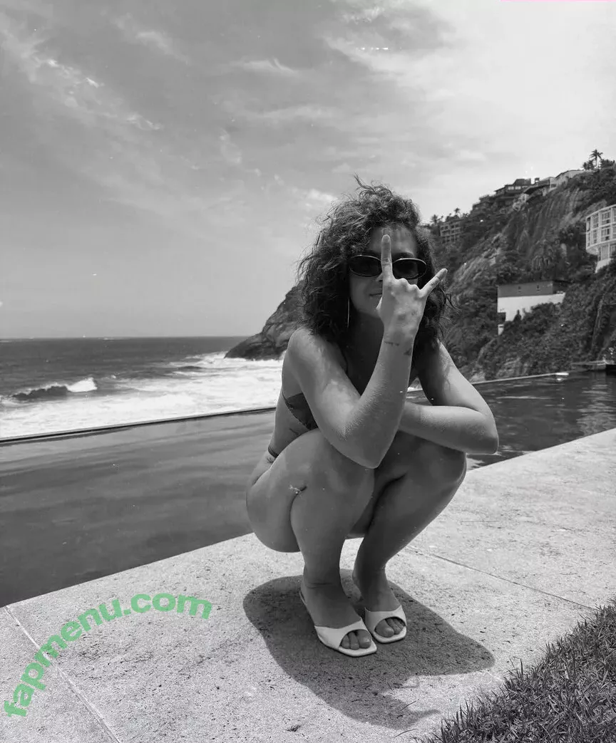 Mel Maia nude photo #0683 (Dezoitou / melissamelmaia)